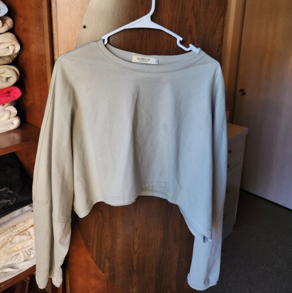 Women's Green Cropped Top